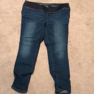 Old Navy Super Skinny Maternity Jeans